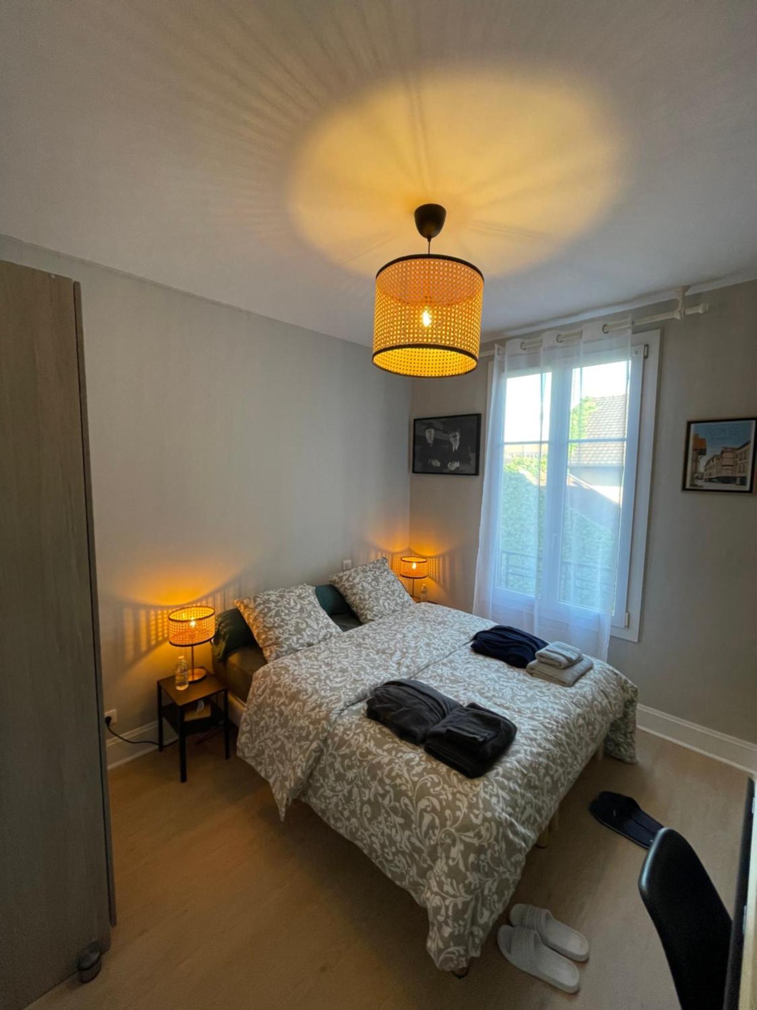 Le Treize Au Coeur Du Bouchon Apartment Troyes Bagian luar foto